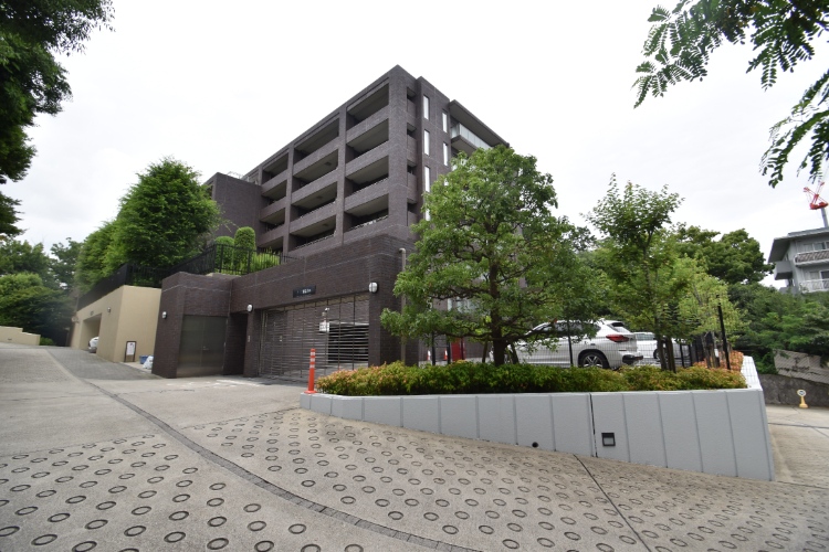 グランドヒルズ覚王山法王町華の邸外観